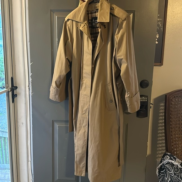Trench coat - Picture 1 of 4